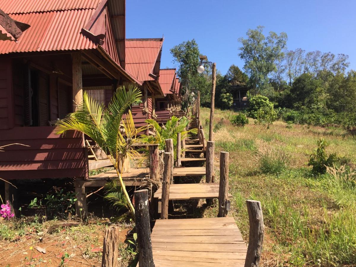 Tree Lodge Szenmonorom Kültér fotó